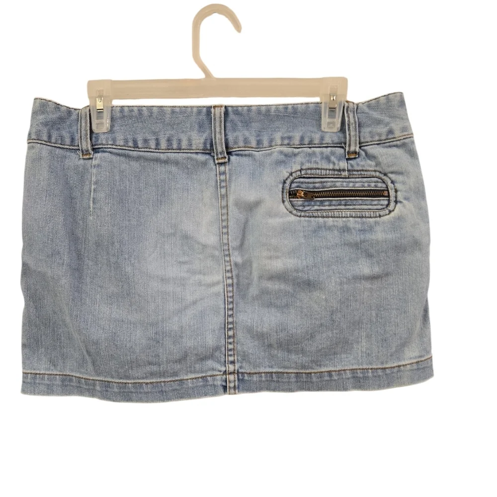 VTG AMERICAN EAGLE OUTFITTERS DENIM SKIRT W/ FRONT ZIPPERS. SIZE 10.